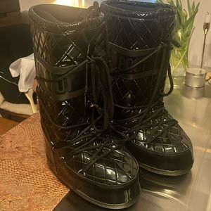 Original moon boots size 39